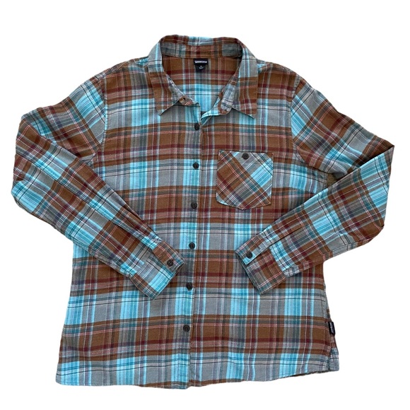 Patagonia Tops - Patagonia Long Sleeve Flannel Shirt